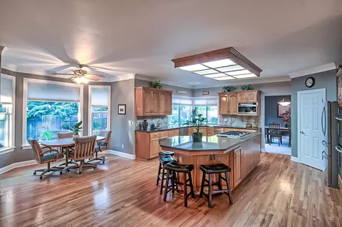 3400 Forest Hills Ct, Redding, CA 96002 photo 16