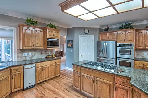 3400 Forest Hills Ct, Redding, CA 96002 photo 17