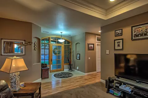 14015 Christian Way, Redding, CA 96003 photo 2
