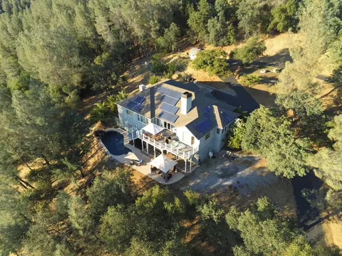 14015 Christian Way, Redding, CA 96003 photo 30