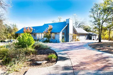 8056 Gold Run Rd, Redding, CA 96001 photo 1
