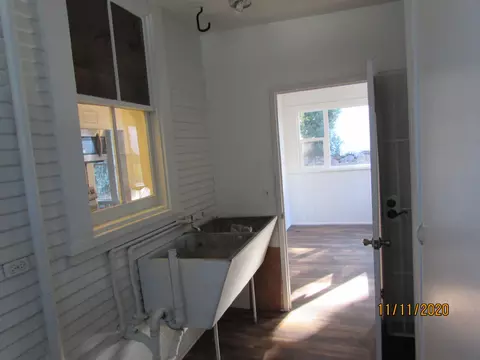 1066 Pine St, Redding, CA 96001 photo 7