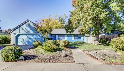 344 Moonstone Way, Redding, CA 96003 photo 1