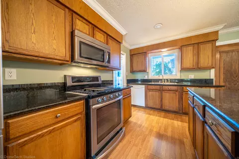 6506 Leonard Dr, Redding, CA 96001 photo 6