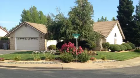 1791 Vinson Dr, Redding, CA 96003 photo 1