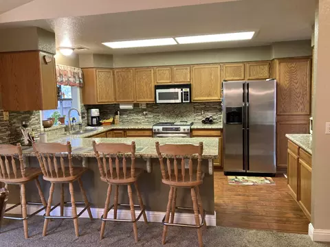 1791 Vinson Dr, Redding, CA 96003 photo 3