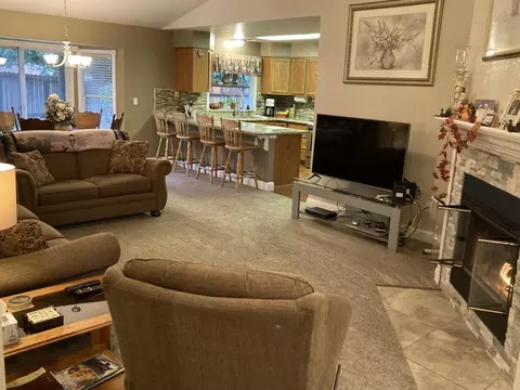 1791 Vinson Dr, Redding, CA 96003 photo 5