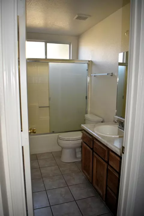 1943 Trumpet Dr, Redding, CA 96003 photo 14
