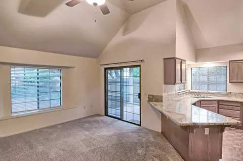 3622 Canterbury Dr, Redding, CA 96002 photo 9