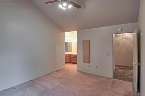 3622 Canterbury Dr, Redding, CA 96002 photo 16
