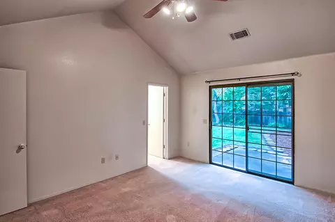 3622 Canterbury Dr, Redding, CA 96002 photo 14