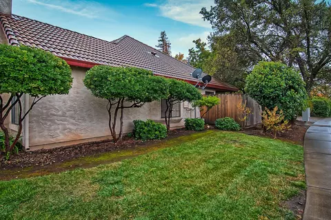3622 Canterbury Dr, Redding, CA 96002 photo 35