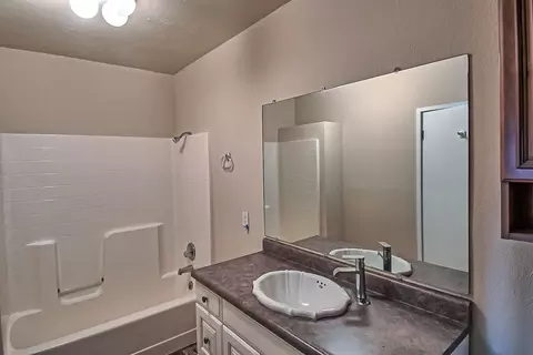 1470 Barbara Rd, Redding, CA 96003 photo 29