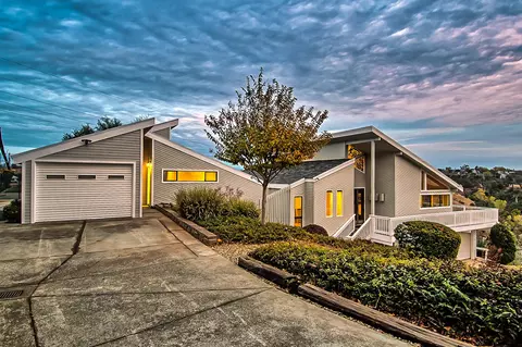 1470 Barbara Rd, Redding, CA 96003 photo 1