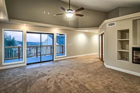 1470 Barbara Rd, Redding, CA 96003 photo 14