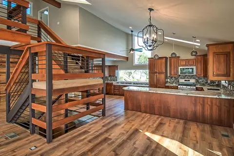 1470 Barbara Rd, Redding, CA 96003 photo 4