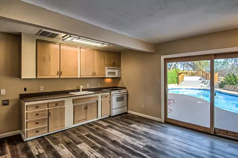 1470 Barbara Rd, Redding, CA 96003 photo 27