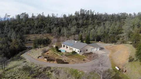 13800 Peace Vly, Redding, CA 96003 photo 3