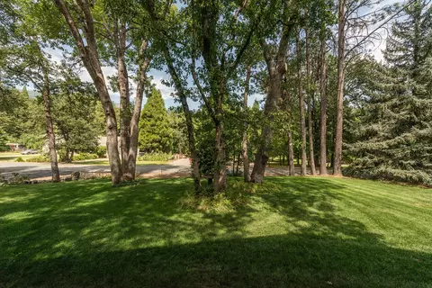 110 Pine Ln, Coffee Creek, CA 96091 photo 35