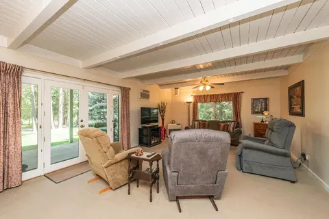 110 Pine Ln, Coffee Creek, CA 96091 photo 5