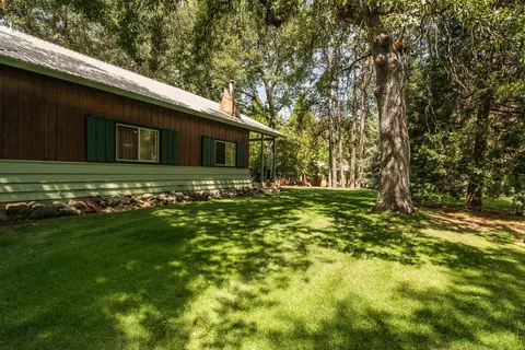 110 Pine Ln, Coffee Creek, CA 96091 photo 26