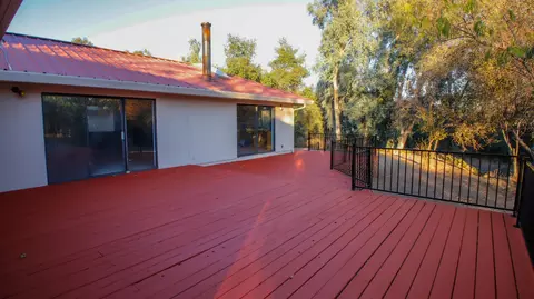 20729 Alta Vista Way, Redding, CA 96003 photo 2