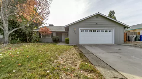 984 Partridge Dr, Redding, CA 96003 photo 2