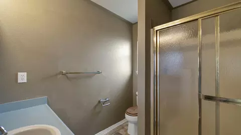 984 Partridge Dr, Redding, CA 96003 photo 18