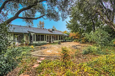 7364 Amigo Way, Redding, CA 96002 photo 13