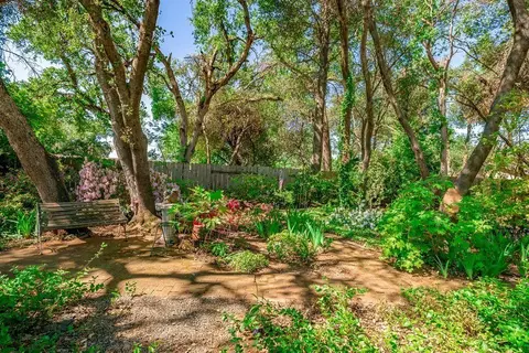 7364 Amigo Way, Redding, CA 96002 photo 14
