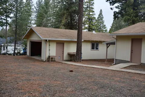 20180 Hudson St, Burney, CA 96013 photo 2