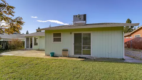 3349 Billings Dr, Redding, CA 96002 photo 14