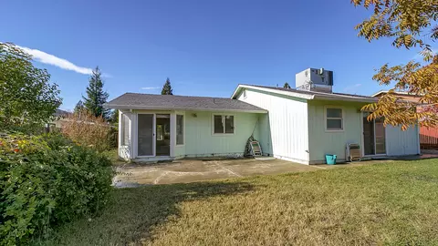 3349 Billings Dr, Redding, CA 96002 photo 13