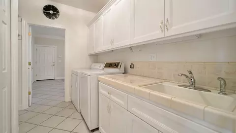 4260 Vista Oaks Ct, Redding, CA 96002 photo 21