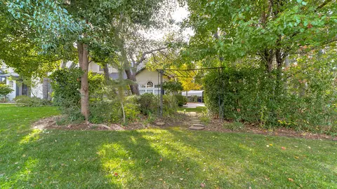 4260 Vista Oaks Ct, Redding, CA 96002 photo 115