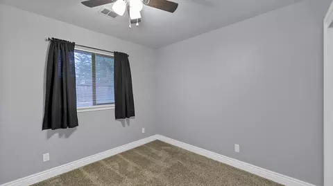 2193 Hacienda St, Redding, CA 96003 photo 14