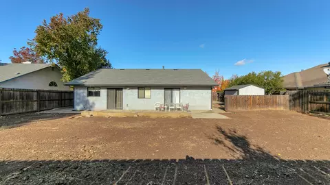 2193 Hacienda St, Redding, CA 96003 photo 25