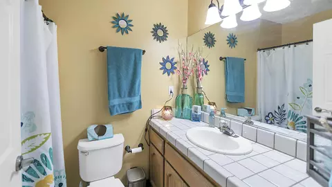 2193 Hacienda St, Redding, CA 96003 photo 16