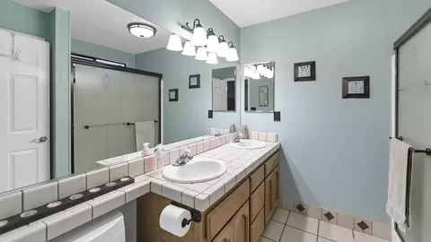 2193 Hacienda St, Redding, CA 96003 photo 13