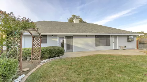 1081 Edgewater Ct, Redding, CA 96003 photo 26
