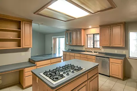 14565 Chico Ct, Red Bluff, CA 96080 photo 13