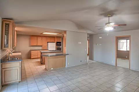 14565 Chico Ct, Red Bluff, CA 96080 photo 11