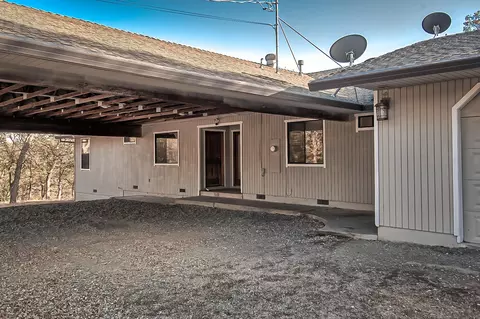 14565 Chico Ct, Red Bluff, CA 96080 photo 6