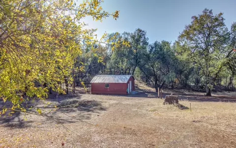 19287 Roxie Ln, Redding, CA 96003 photo 52
