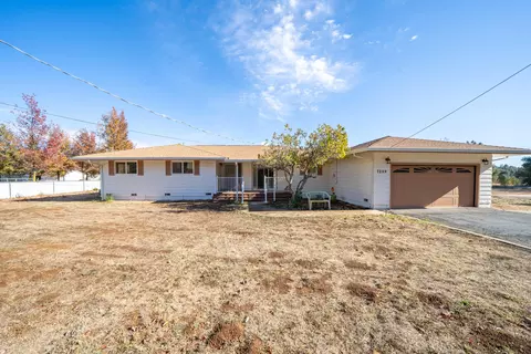 7259 Bridge Ln, Redding, CA 96002 photo 8