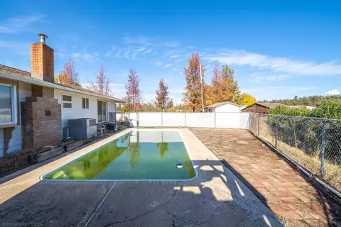 7259 Bridge Ln, Redding, CA 96002 photo 29
