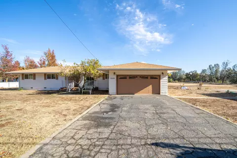 7259 Bridge Ln, Redding, CA 96002 photo 5