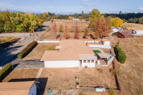 7259 Bridge Ln, Redding, CA 96002 photo 71