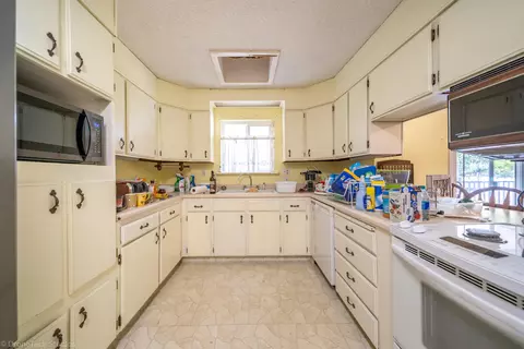 7259 Bridge Ln, Redding, CA 96002 photo 42