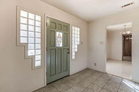 3640 Altura Ave, Redding, CA 96001 photo 2